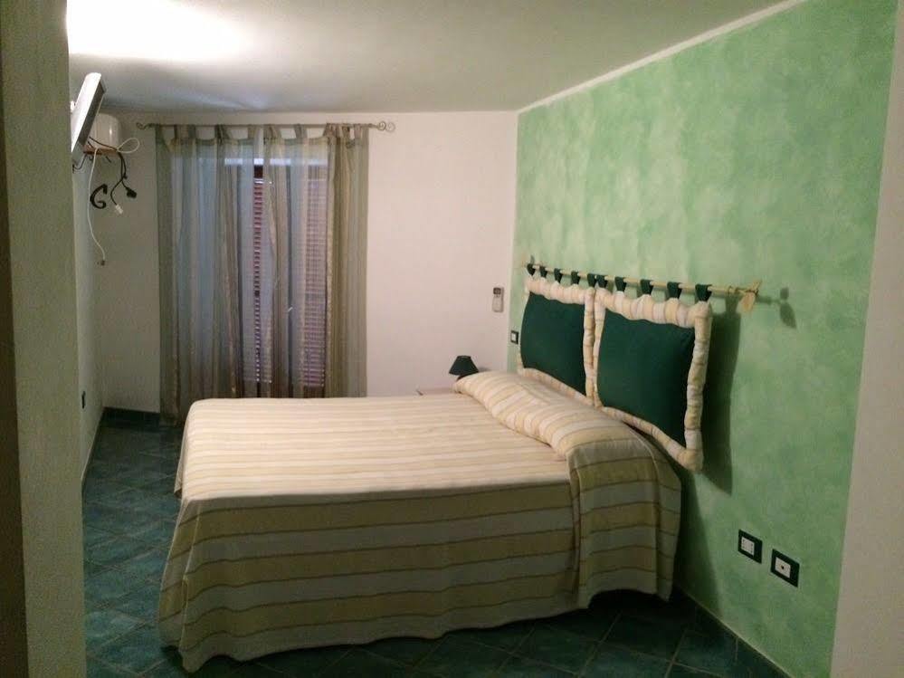 Sweet Country House Formia Exterior photo